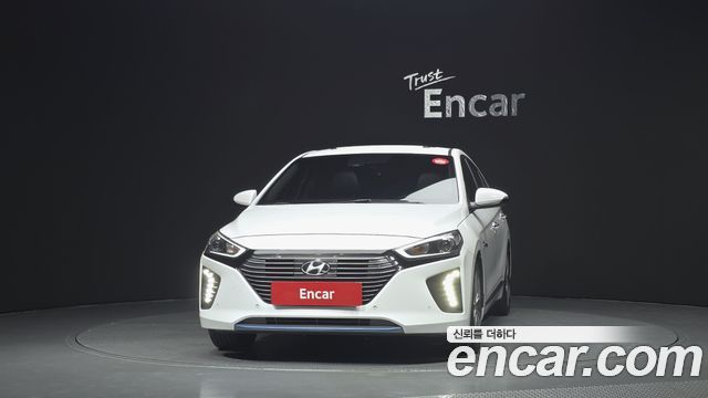 Hyundai Ioniq Q — пробег 184 649 км — фото 3 из 5