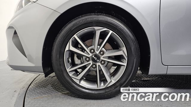Kia K3 из Кореи Encar