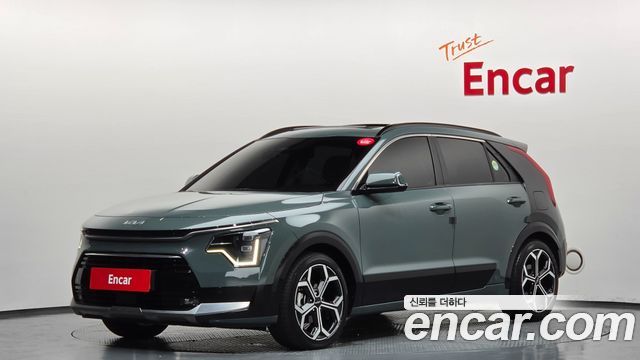 Kia Niro Signature — пробег 88 096 км — фото 1 из 5