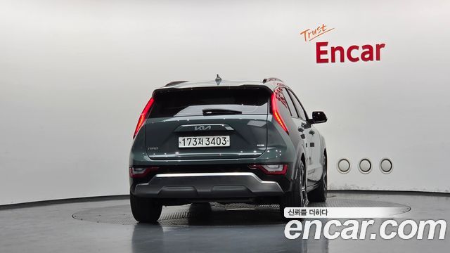 Kia Niro Signature — пробег 88 096 км — фото 4 из 5