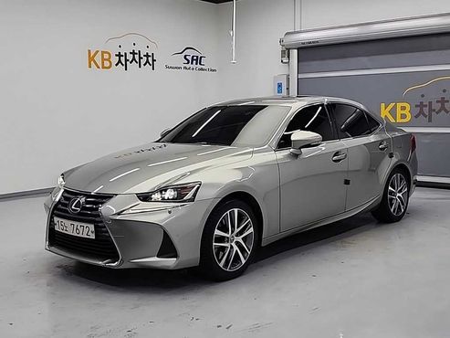 Lexus IS Supreme — пробег 92 426 км — фото 1 из 5