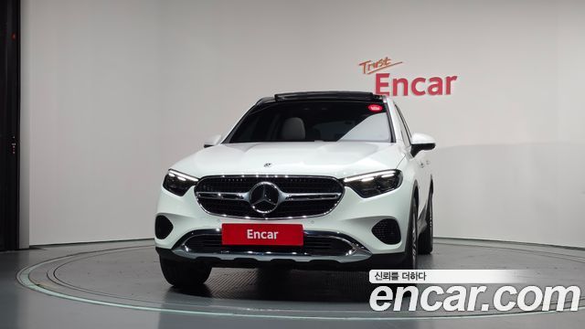 Mercedes-Benz GLC-Class GLC 300 4MATIC Avantgarde — пробег 4 373 км — фото 3 из 5