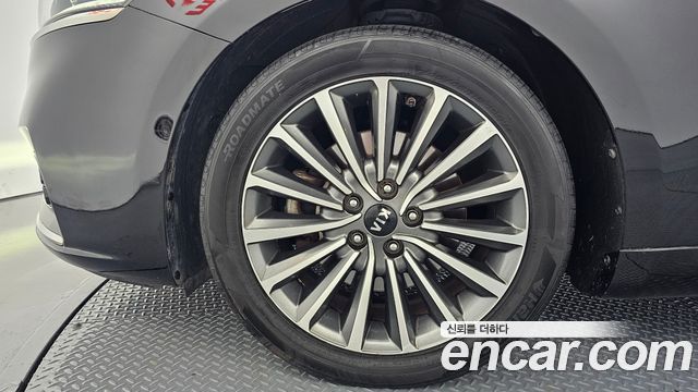 Kia K7 из Кореи Encar