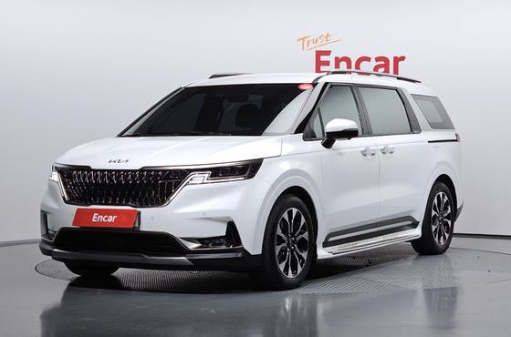 Kia Carnival Diesel 7-Seater Signature — пробег 48 789 км — фото 1 из 5