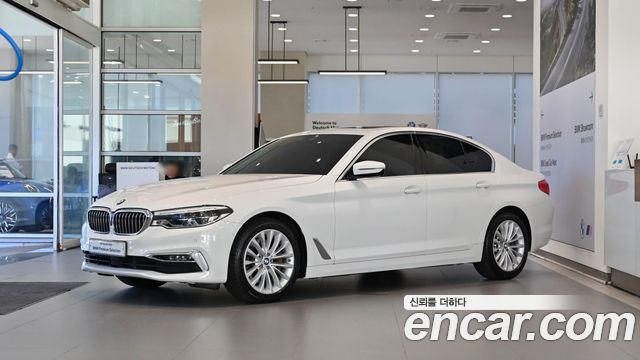 BMW 5-Series 530i Luxury — пробег 151 088 км — фото 1 из 5