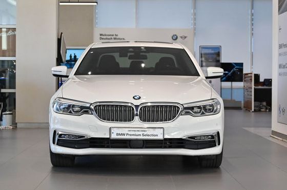 BMW 5-Series 530i Luxury — пробег 151 088 км — фото 2 из 5
