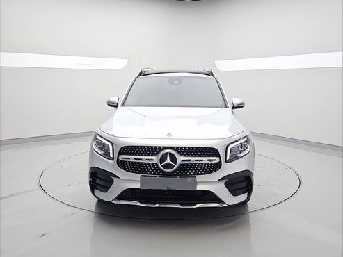 Mercedes-Benz GLB-Class GLB250 4MATIC — пробег 52 896 км — фото 3 из 5