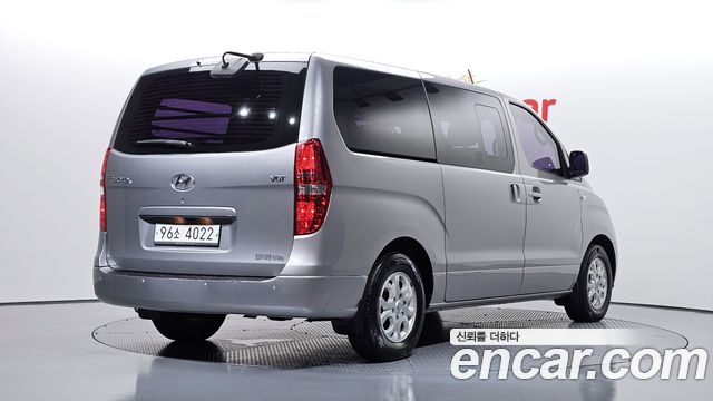 Hyundai Starex 5-Seater VAN CVX Premium — пробег 208 458 км — фото 2 из 5