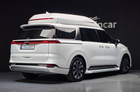 Kia Carnival Gasoline 7-Seater Hi-Limousine Signature — пробег 118 442 км — фото 2 из 5