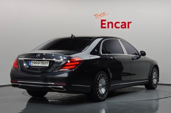 Mercedes-Benz S-Class Maybach S600 — пробег 75 055 км — фото 2 из 5