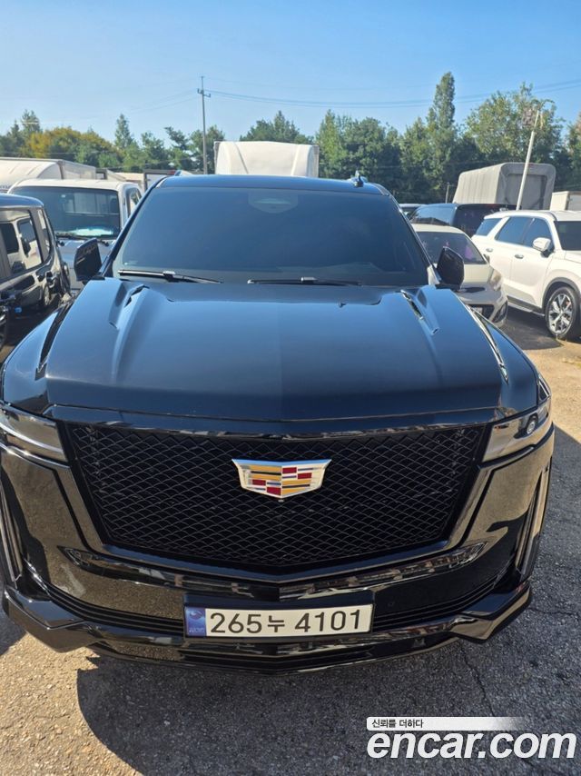 Cadillac Escalade 6.2 Sports Platinum — пробег 50 441 км — фото 3 из 5