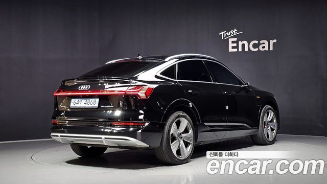 Audi e-tron из Кореи Encar