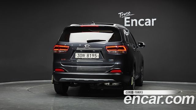 Kia Sorento Diesel 2.0 4WD Noblesse Special — пробег 68 599 км — фото 4 из 5