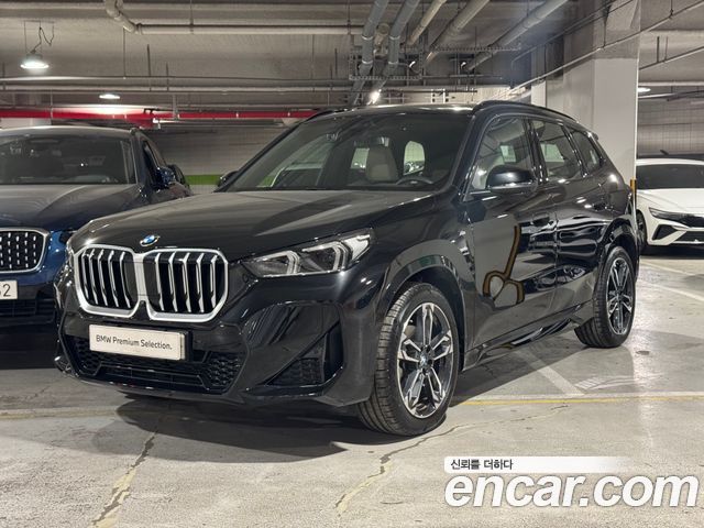 BMW X1 xDrive 20i M Sport — пробег 4 436 км — фото 1 из 5