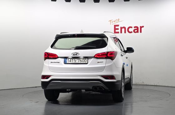 Hyundai Santafe Diesel 2.0 2WD Exclusive Special — пробег 169 924 км — фото 4 из 5