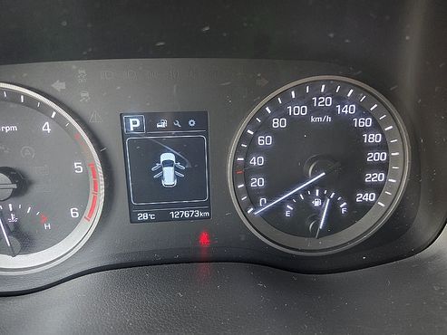 Hyundai Tucson Diesel 1.7 2WD Modern — пробег 127 649 км — фото 5 из 5