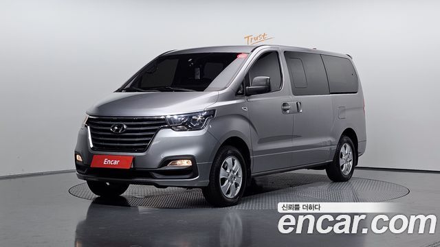 Hyundai Starex 4WD Wagon 12-Seater Modern — пробег 125 299 км — фото 1 из 5