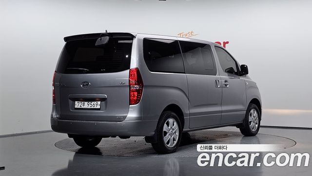 Hyundai Starex 4WD Wagon 12-Seater Modern — пробег 125 299 км — фото 2 из 5