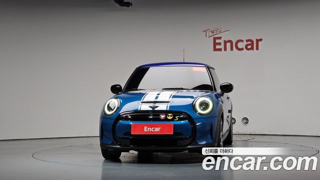 Mini Cooper Gen ZE Edition 3rd — пробег 16 837 км — фото 3 из 5