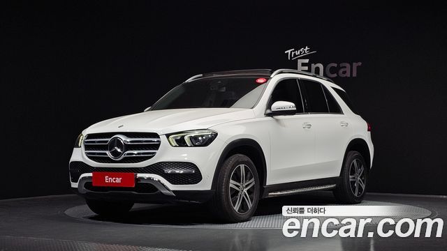 Mercedes-Benz GLE-Class GLE300d 4MATIC — пробег 98 107 км — фото 1 из 5