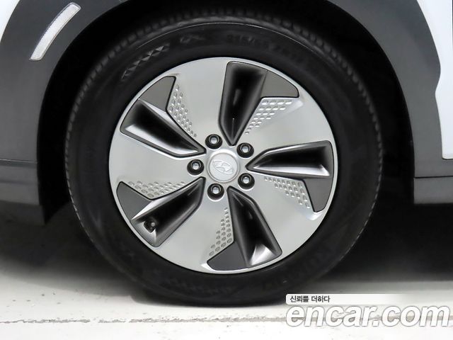 Hyundai Kona из Кореи Encar