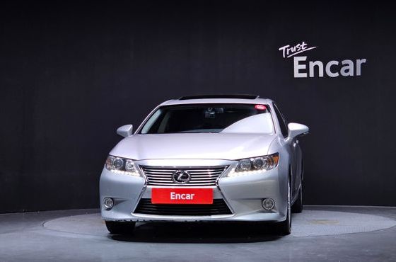 Lexus ES Supreme XV60 — пробег 79 861 км — фото 3 из 5