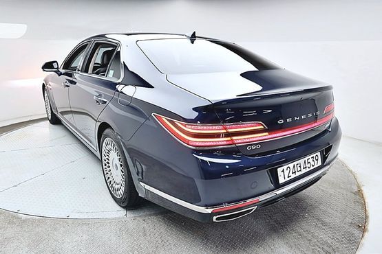 Genesis G90 3.8 AWD Premium Luxury — пробег 81 047 км — фото 4 из 5