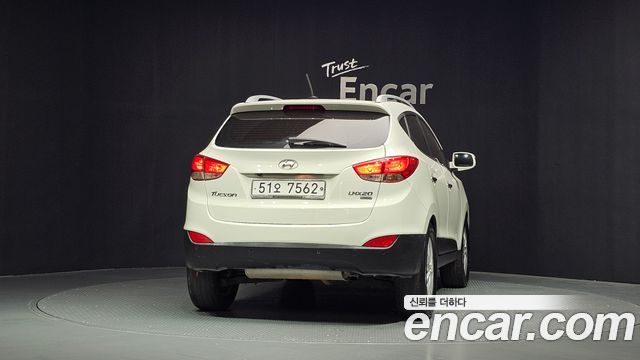 Hyundai Tucson из Кореи Encar