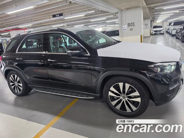 Mercedes-Benz GLE-Class GLE350 4MATIC — пробег 21 км — фото 4 из 5