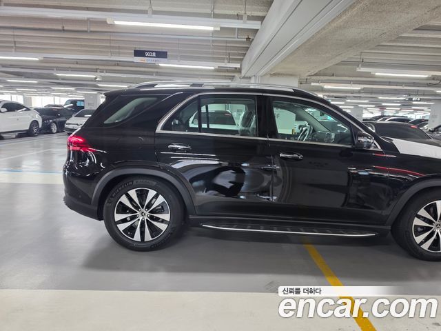 Mercedes-Benz GLE-Class GLE350 4MATIC — пробег 21 км — фото 5 из 5