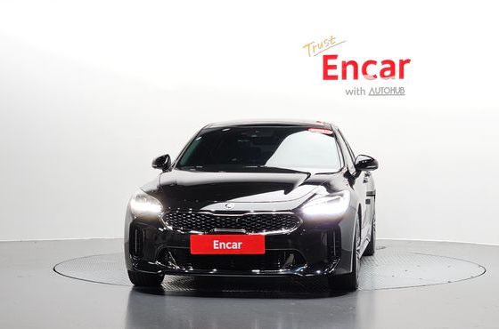Kia Stinger 2.0 Turbo 2WD Platinum — пробег 109 208 км — фото 3 из 5