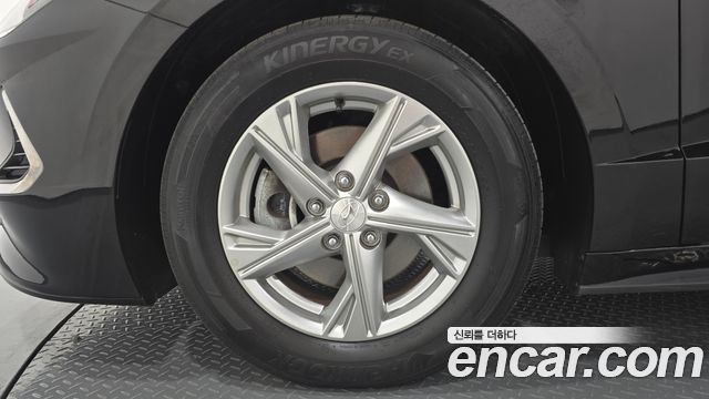 Hyundai Sonata 2.0 Premium — пробег 139 854 км — фото 5 из 5