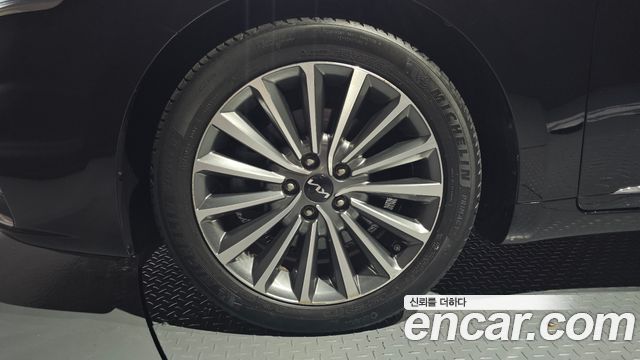 Kia K7 из Кореи Encar