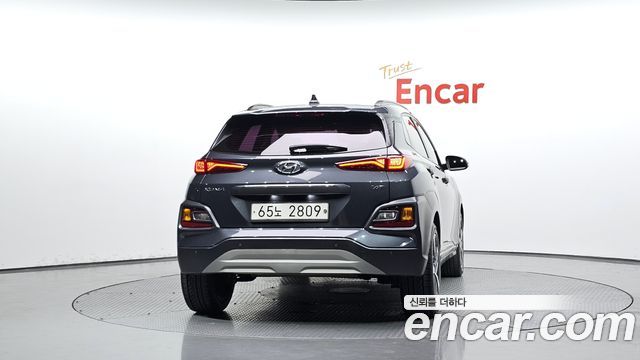 Hyundai Kona из Кореи Encar