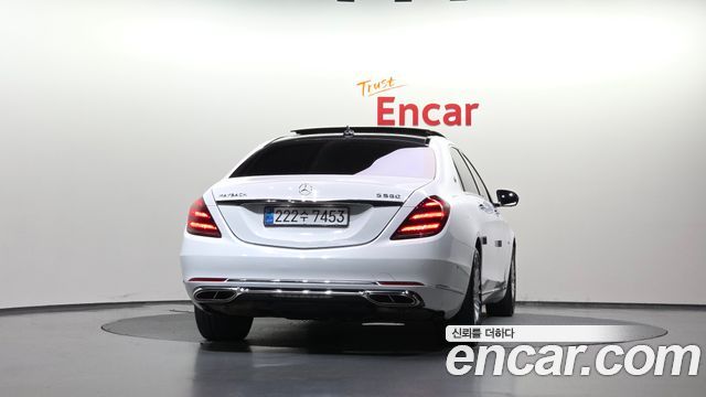 Mercedes-Benz S-Class Maybach S560 4MATIC — пробег 151 656 км — фото 4 из 5