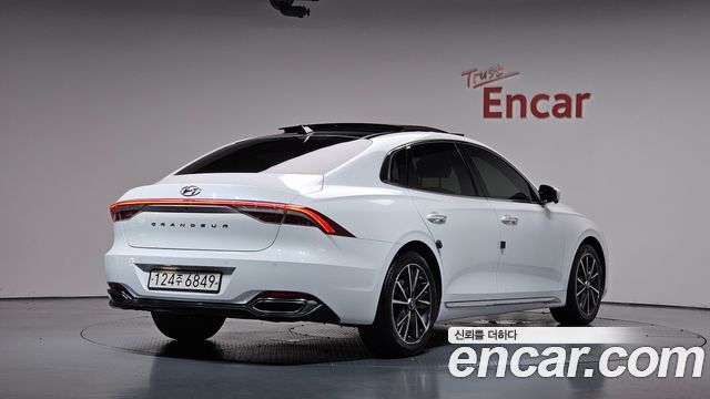 Hyundai Grandeur из Кореи Encar