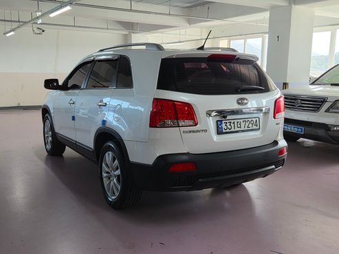 Kia Sorento Diesel 2.0 2WD TLX High-Deluxe — пробег 224 000 км — фото 4 из 5