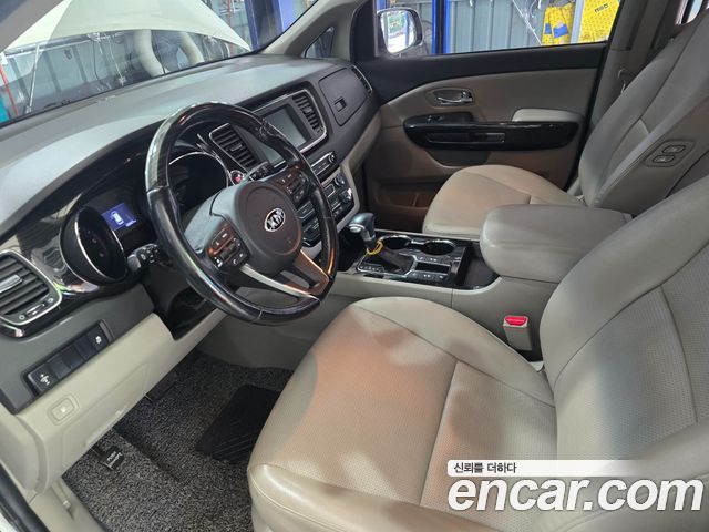 Kia Carnival из Кореи Encar