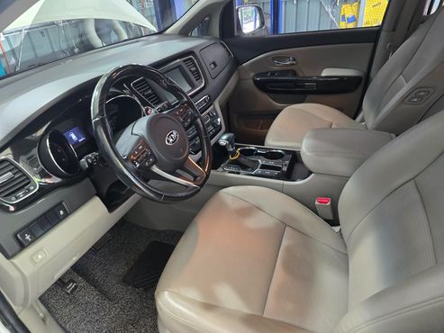 Kia Carnival 11-Seater Prestige — пробег 128 907 км — фото 5 из 5