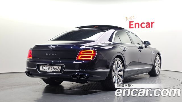 Bentley Flying Spur 4.0 — пробег 16 933 км — фото 2 из 5