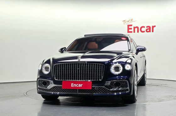 Bentley Flying Spur 4.0 — пробег 16 933 км — фото 3 из 5