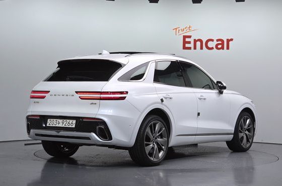 Genesis GV70 2.5T Gasoline AWD — пробег 9 343 км — фото 2 из 5