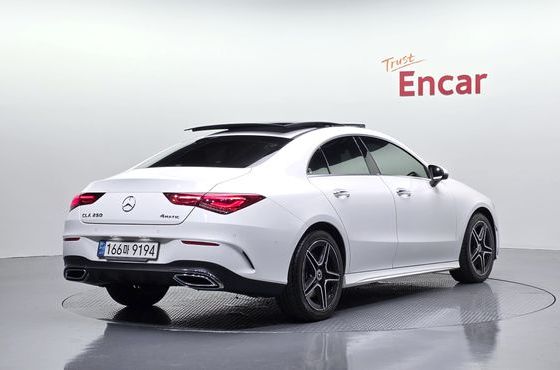 Mercedes-Benz CLA-Class CLA250 4MATIC — пробег 98 917 км — фото 2 из 5