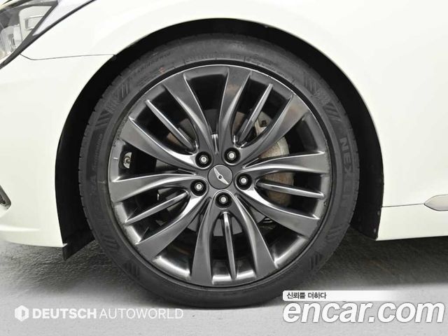 Hyundai Genesis из Кореи Encar