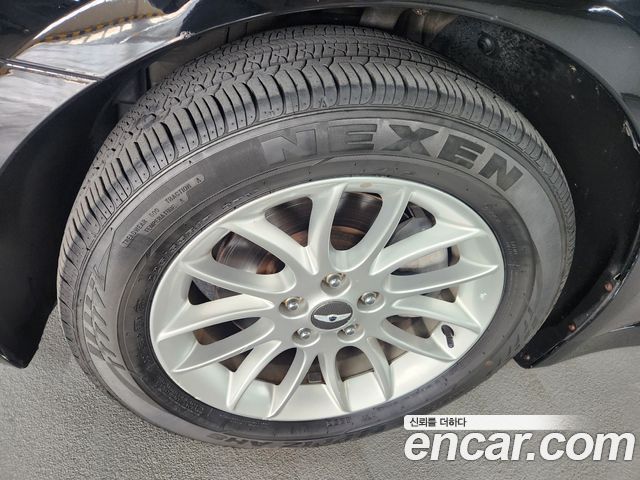 Hyundai Genesis из Кореи Encar