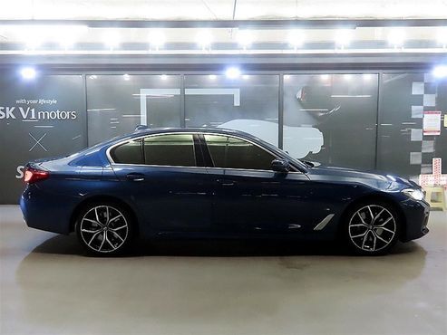 BMW 5-Series 530e M Sport — пробег 32 485 км — фото 3 из 5