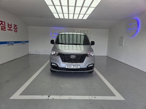 Hyundai Starex Van 3-Seater Smart — пробег 51 349 км — фото 1 из 5