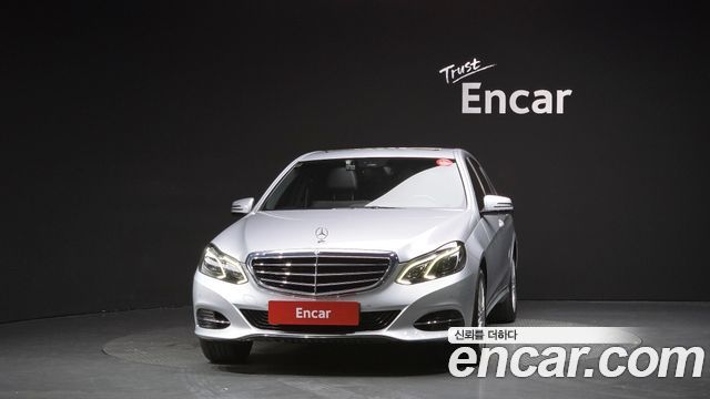 Mercedes-Benz E-Class E200 Elegance — пробег 72 898 км — фото 3 из 5
