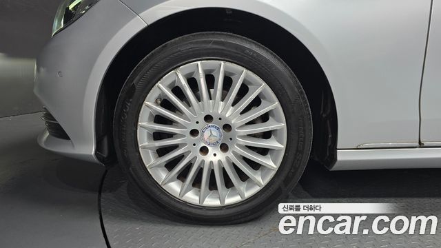 Mercedes-Benz E-Class E200 Elegance — пробег 72 898 км — фото 5 из 5