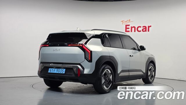 Kia EV3 из Кореи Encar